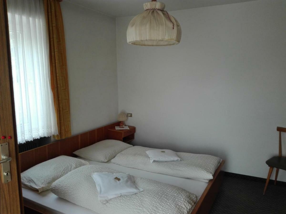Hotel Haselried Tirolo Exterior photo